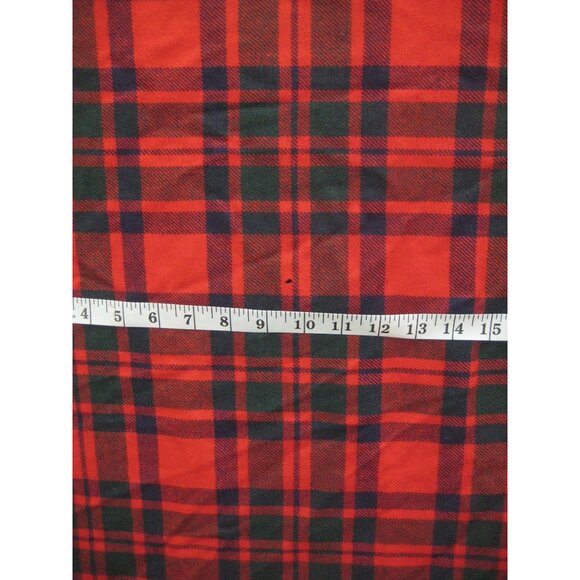 Plaid Print Fabric Poly Blend Woven 50 x 55 inch READ - Picture 5 of 16